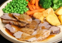 Sunday Roast Lamb Dinner 이미지 (154219173) - 게티이미지뱅크 Sunday Roast Lamb Dinner