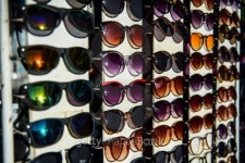 various sunglasses for sale on a stall 이미지 (452689691) - 게티이미지뱅크 various sunglasses for sale on a stall
