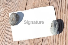 Pebbles and note paper. 이미지 (187165052) - 게티이미지뱅크 Pebbles and note paper.