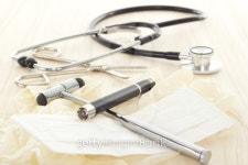 We need more well-trained medical doctors! 이미지 (464517061) - 게티이미지뱅크 We need more well-trained medical doctors!