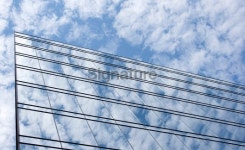 Glass Skyscraper /Idyllic Reflection 이미지 (175914933) - 게티이미지뱅크 Glass Skyscraper /Idyllic Reflection
