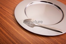 fork and plates 이미지 (172424020) - 게티이미지뱅크 fork and plates