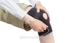 Neoprene knee brace. 이미지 (178741192) - 게티이미지뱅크 Neoprene knee brace.