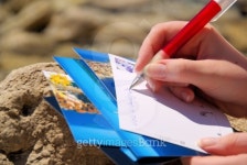 writing a picture postcard 이미지 (179520764) - 게티이미지뱅크 writing a picture postcard