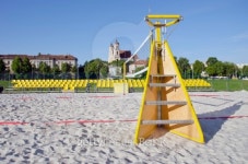 beach volleyball court in Vilnius city near Neris river 이미지 (453206855) - 게티이미지뱅크 beach volleyball court in Vilnius... 