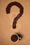 주식회사 퀘스트빈(QUESTBEAN) | Coffee beans on burlap (question mark) 이미지 (163736608) - 게티이미지뱅크 Coffee beans on burlap (question mark)