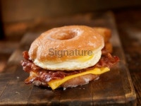 Glazed Donut Breakfast Sandwich 이미지 (453484021) - 게티이미지뱅크 Glazed Donut Breakfast Sandwich