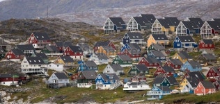 Colorful Houses in Nuuk Greenland 이미지 (175730940) - 게티이미지뱅크 Colorful Houses in Nuuk Greenland