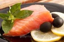 The portion of delicious salmon with basil, lemon and olives 이미지 (461319659) - 게티이미지뱅크 The portion of delicious... 