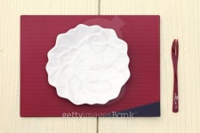 plate and fork 이미지 (453079863) - 게티이미지뱅크 plate and fork