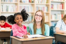 Elementary Students 이미지 (180733038) - 게티이미지뱅크 Elementary Students