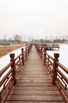 Chinese traditional style wooden bridge 이미지 (452043717) - 게티이미지뱅크 Chinese traditional style wooden bridge