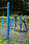 Outdoors public exercise machine in a public park. 이미지 (476102863) - 게티이미지뱅크 Outdoors public exercise machine in a... 