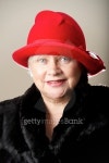 White-haired woman in red hat and fur 이미지 (520961591) - 게티이미지뱅크 White-haired woman in red hat and fur