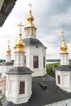 White-stone church golden cupola with crosses against cloudy sky background 이미지 (497708937) - 게티이미지뱅크 White-stone... 