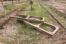 corroded steel frame on railroad 이미지 (489814325) - 게티이미지뱅크 corroded steel frame on railroad