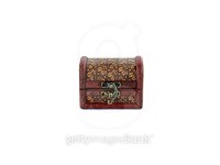 Close wooden chest 이미지 (520442189) - 게티이미지뱅크 Close wooden chest