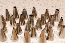 Metal molds. 이미지 (470752773) - 게티이미지뱅크 Metal molds.
