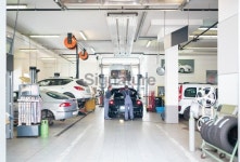 Auto repair shop 이미지 (513706427) - 게티이미지뱅크 Auto repair shop
