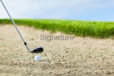 Golf ball stuck in a bunker 이미지 (488576315) - 게티이미지뱅크 Golf ball stuck in a bunker