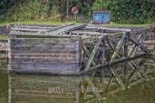 Wooden jetty on the Manchester Ship Canal 이미지 (484517811) - 게티이미지뱅크 Wooden jetty on the Manchester Ship Canal
