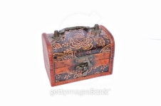 Wooden careved treasure box 이미지 (510374753) - 게티이미지뱅크 Wooden careved treasure box