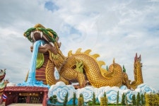 Large dragon statue 이미지 (513607113) - 게티이미지뱅크 Large dragon statue