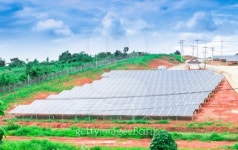 solar energy panels on the mountain 이미지 (481527715) - 게티이미지뱅크 solar energy panels on the mountain