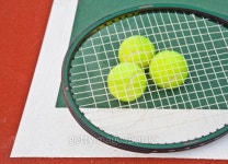 Tennis court with ball and racket 이미지 (475788461) - 게티이미지뱅크 Tennis court with ball and racket