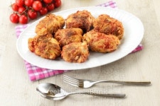 Dumplings stuffed cabbage with tomato sauce 이미지 (486893787) - 게티이미지뱅크 Dumplings stuffed cabbage with tomato sauce