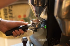 Barista preparing coffe beans 이미지 (525449669) - 게티이미지뱅크 Barista preparing coffe beans