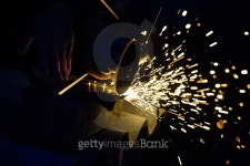 Metal grinding on steel pipe close up 이미지 (525828853) - 게티이미지뱅크 Metal grinding on steel pipe close up