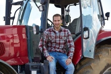 Farmer sitting in the tractor cab 이미지 (517617877) - 게티이미지뱅크 Farmer sitting in the tractor cab
