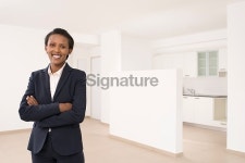 Helpful real estate agent. 이미지 (514936645) - 게티이미지뱅크 Helpful real estate agent.