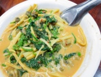 hot Thai curry with little snail shell Thailand food 이미지 (490313057) - 게티이미지뱅크 hot Thai curry with little snail... 