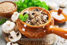 Buckwheat porridge with mushrooms 이미지 (509629121) - 게티이미지뱅크 Buckwheat porridge with mushrooms