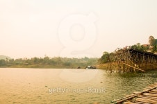 wooden bridge Bridge collapse Bridge across the river 이미지 (475450060) - 게티이미지뱅크 wooden bridge Bridge collapse... 