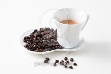 Organic coffee M(오가닉커피엠) | Cup of coffee and fresh roasted organic Coffee beans 이미지 (501158850) - 게티이미지뱅크 Cup of coffee and fresh roasted...