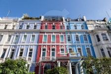 Victorian terraced houses colourfully painted 이미지 (471637116) - 게티이미지뱅크 Victorian terraced houses colourfully painted