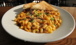 Mac and Cheese Table 이미지 (536054295) - 게티이미지뱅크 Mac and Cheese Table