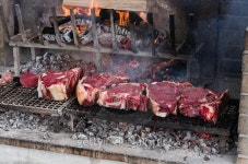 BBQ with florentines steaks 이미지 (491937294) - 게티이미지뱅크 BBQ with florentines steaks