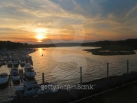 Sunset over Lake 이미지 (476757042) - 게티이미지뱅크 Sunset over Lake