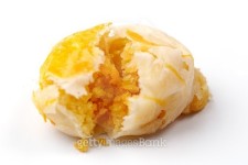 Traditional Chinese cake on white background 이미지 (471764552) - 게티이미지뱅크 Traditional Chinese cake on white background