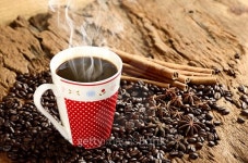 coffee cup on wooden table and Roasted coffee beans around 이미지 (498549982) - 게티이미지뱅크 coffee cup on wooden table... 