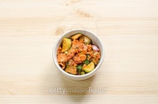 Pickled mussels spicy salad on wooden table, Thai food. 이미지 (482203944) - 게티이미지뱅크 Pickled mussels spicy salad on... 