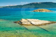The crystal clear sea surrounding the island of Rab, Croatia. 이미지 (485344892) - 게티이미지뱅크 The crystal clear sea... 