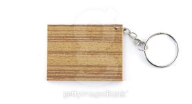 keychain in wooden square  shape isolated on white background 이미지 (493065058) - 게티이미지뱅크 keychain in wooden square... 