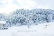 Snowy view, Takayama, Japan in winter season. 이미지 (469289312) - 게티이미지뱅크 Snowy view, Takayama, Japan in winter season.