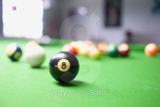 pool balls on green snooker table 이미지 (486968384) - 게티이미지뱅크 pool balls on green snooker table