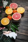 502964634 : 미리보기 - 게티이미지뱅크 Christmas decor with Christmas tree, dry orange and candies